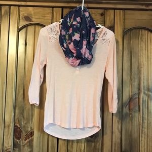 Juniors pink 3/4 sleeve with floral scarf size XS